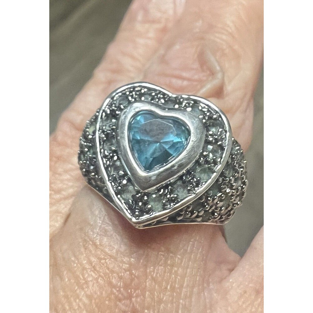 925 Silver Heart Ring 8.5 Grams Size 7 Cocktail Statement Ring Vintage Estate